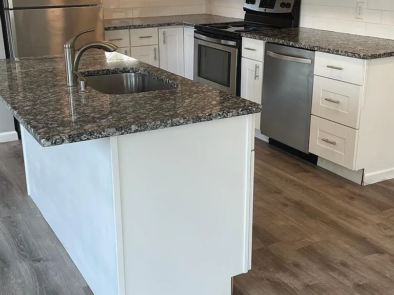 11 Camden St #UTILINC — Photo 4