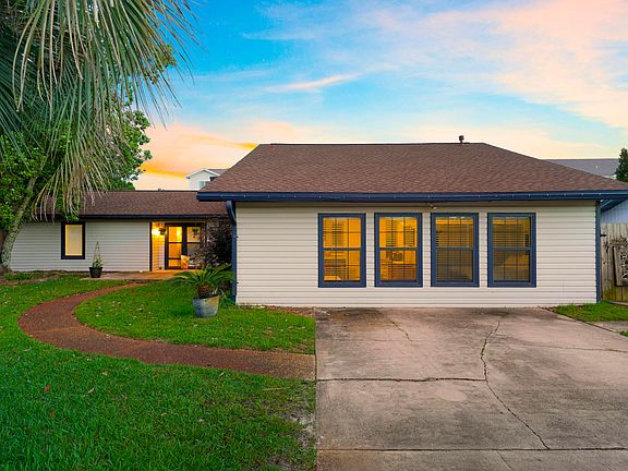 3rd image of 273 Echo Cir