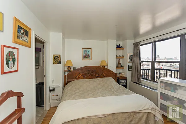 Rented by Halstead Real Estate | media 4