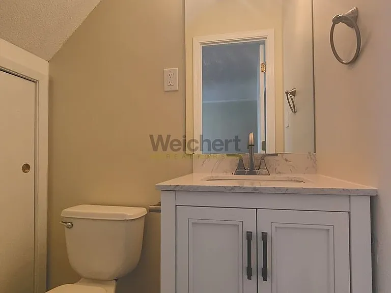605 N 13th St — Photo 3
