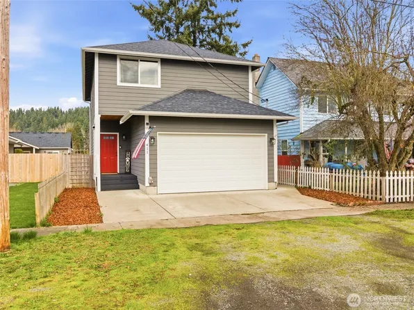 411 Hardefeldt Street SE, Orting, WA 98360