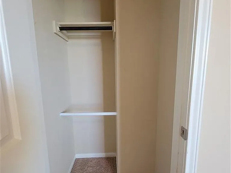 408 Luna Vista Dr — Photo 23