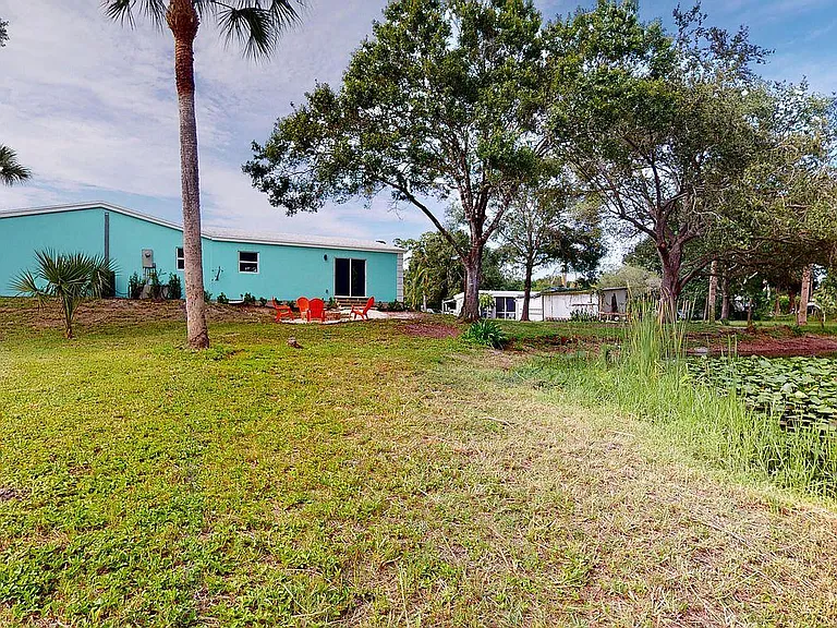 7492 SW 40th Ter — Photo 29