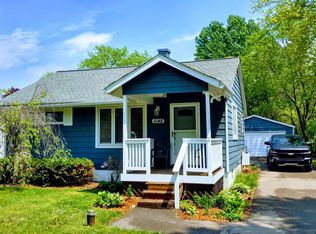 5148 Drayton Rd, Clarkston, MI 48346