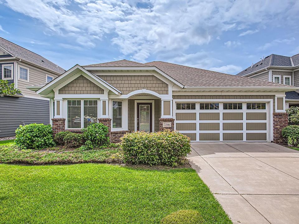 1st image of 3346 123rd Ln NE