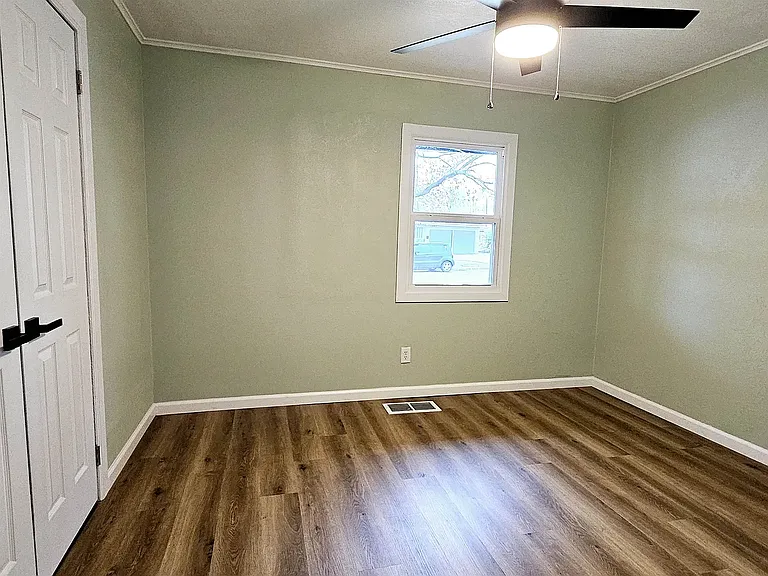 1801 Chickasaw Dr — Photo 30