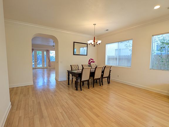 4th image of 8116 Laguna Brook Way