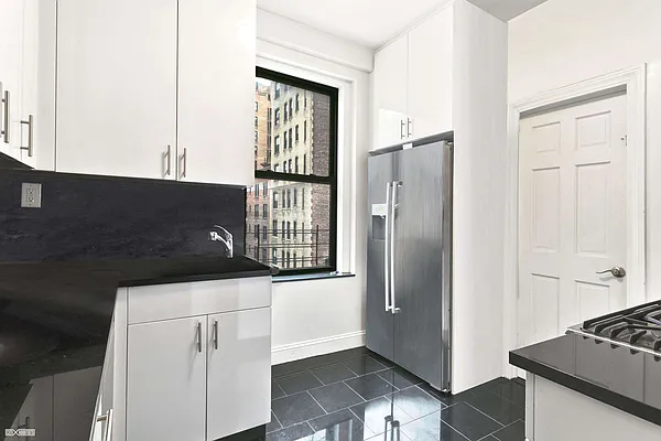 Rented by Citi Habitats | media 12