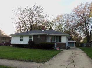 223 Sunset Ln, Munster, IN 46321