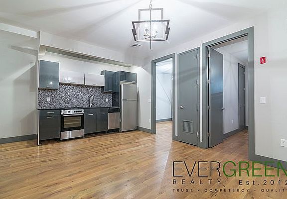 2nd image of 1059 Bergen St APT 3B