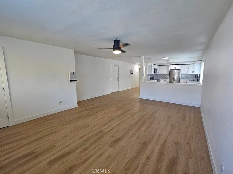 226 N Citrus Ave #A — Photo 5