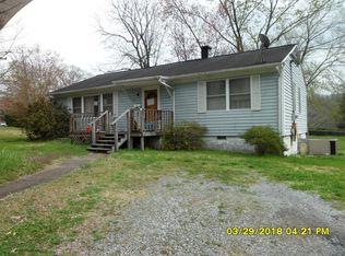 201 Alder Ln, Oak Ridge, TN 37830