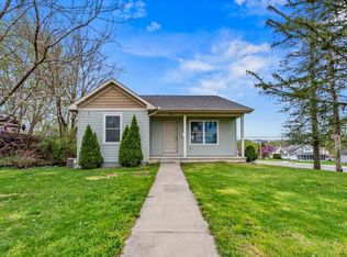 902 N Main St, Goshen, IN 46528