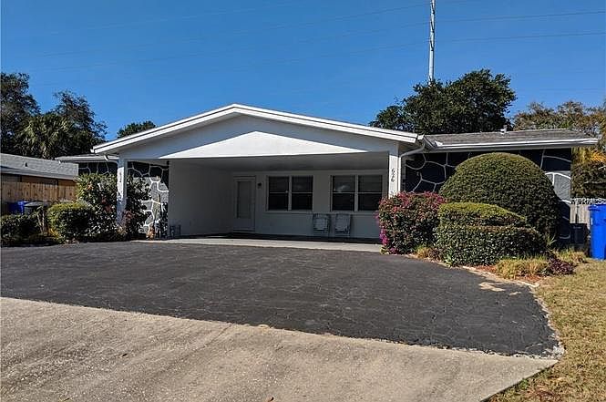 1st image of 626 Dogwood Ct