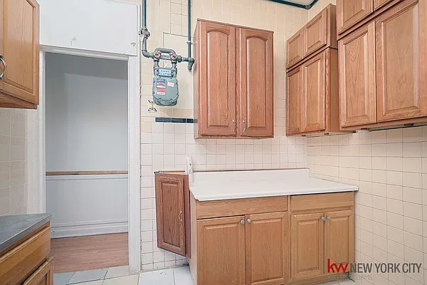 Rented by Keller Williams NYC | media 10