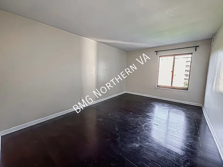 3100 S Manchester St #811 — Photo 11