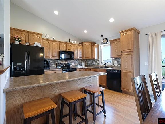 5th image of 1328 Augusta Dr
