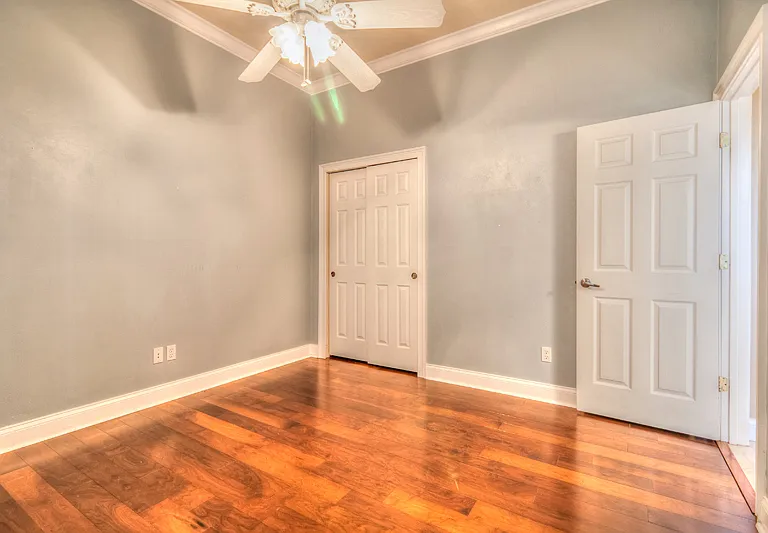 4213 Mayfair Ln — Photo 22