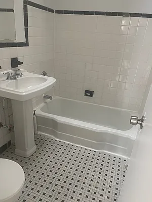 Rented by K & O Realty Associates Inc. | media 22