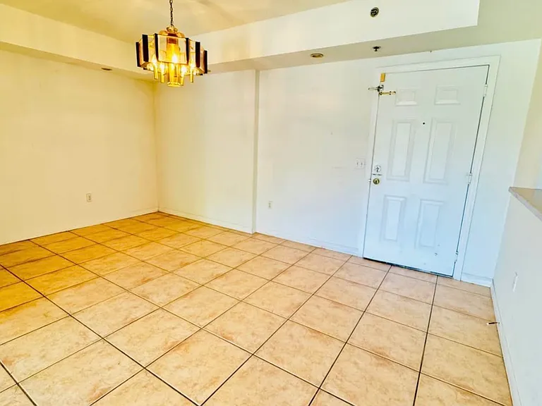 9340 Fontainebleau Blvd #406 — Photo 2