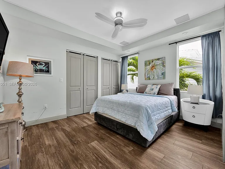 1076 NE Little River Dr — Photo 17