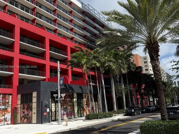 90 NE 32nd, Miami, FL