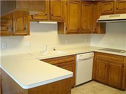 3rd image of 1310 E James St APT 15