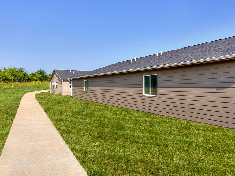 2 Bedroom, Single-story Townhomes for rent in Madrid, IA — Photo 36