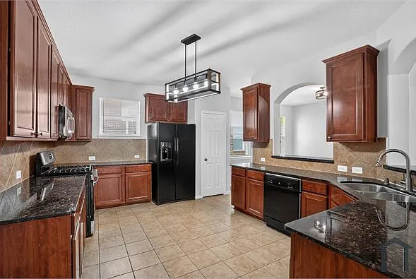 15011 Sun Glaze Dr — Photo 36