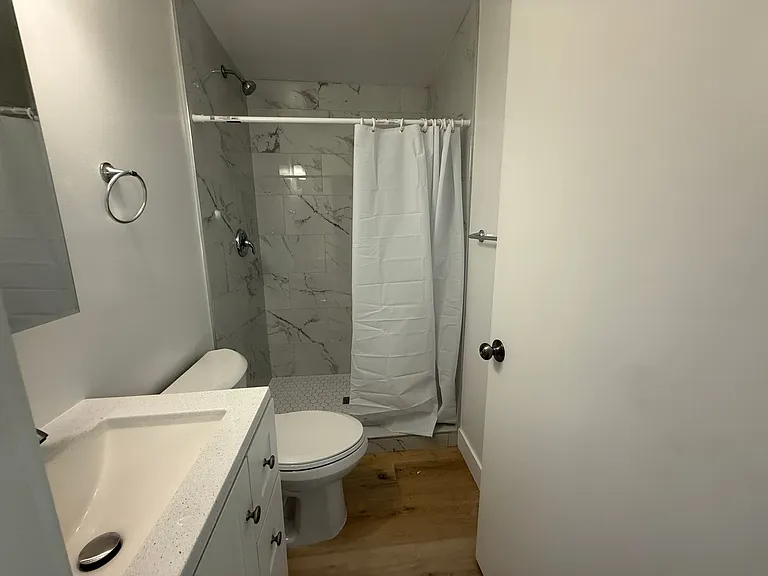 1226 E 500 S — Photo 17