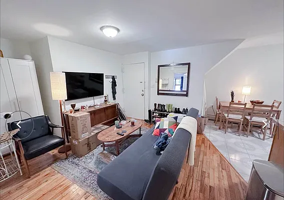 Rented by Massada Home Sales Inc | media 7