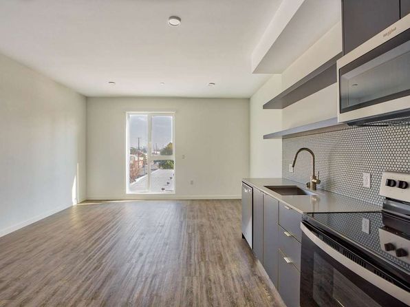 2602 S Orange Dr APT 212