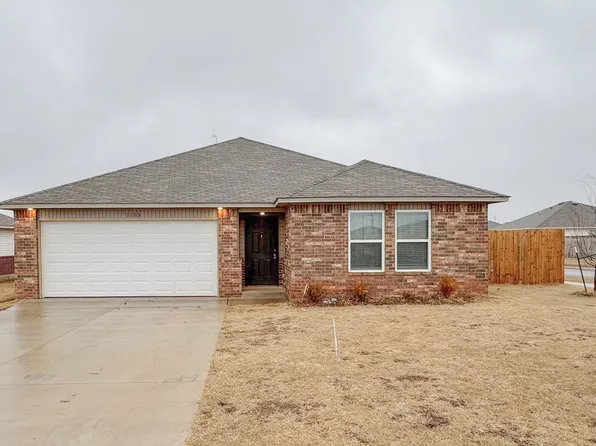 1109 S Appaloosa Ln, Mustang, OK 73064