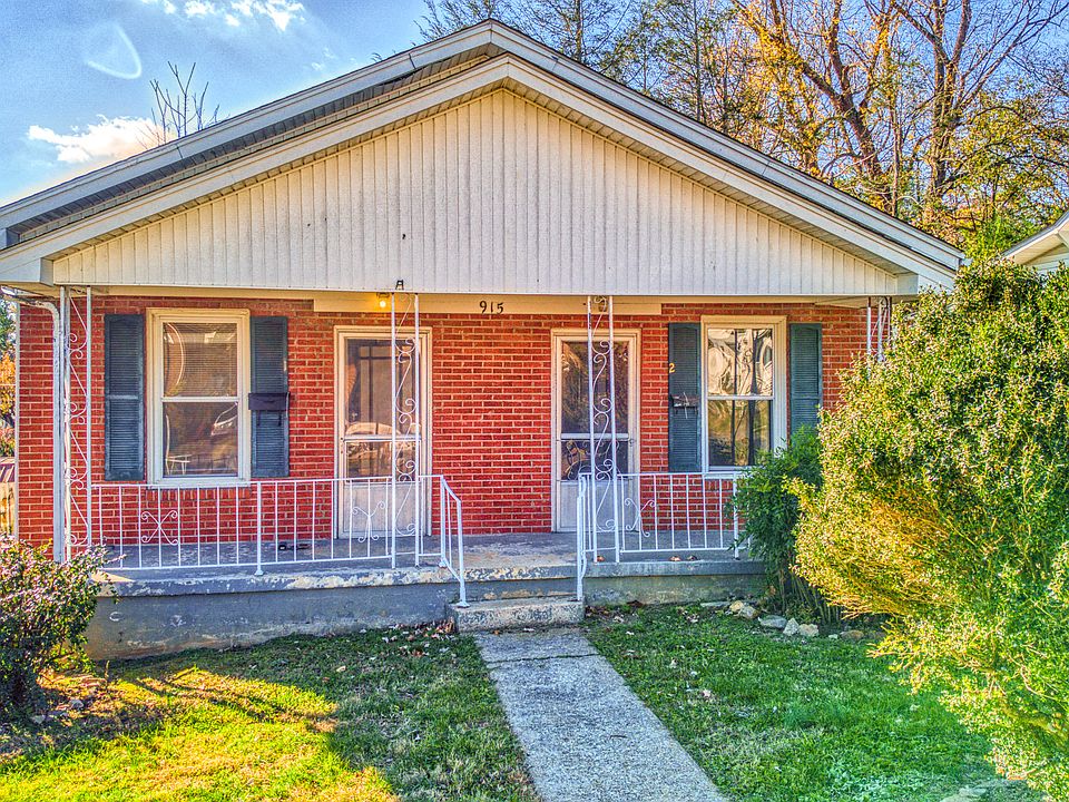 1st image of 915 W Hillcrest Dr
