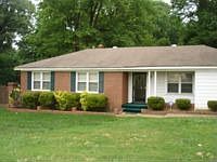 1st image of 926 E Shelby Dr