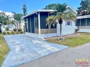 842 Woodland Ln, Kissimmee, FL 34746