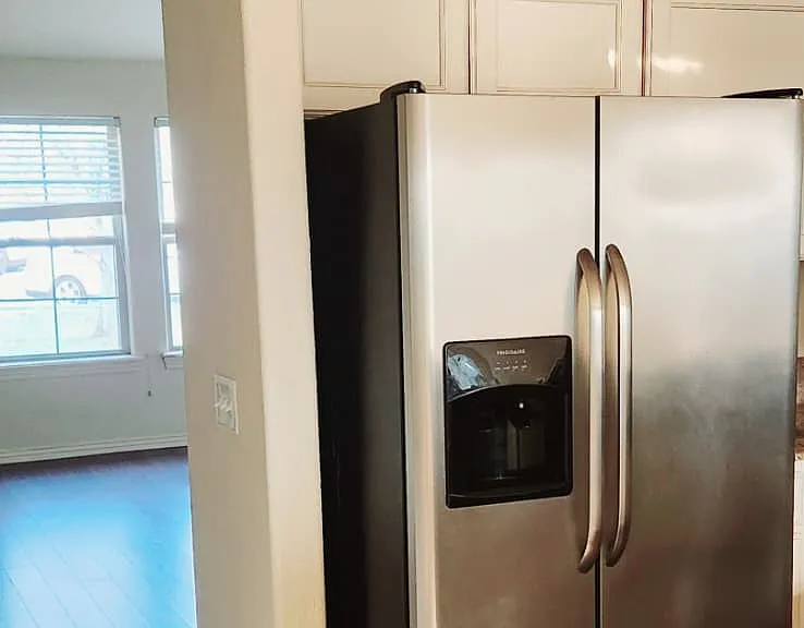 848 Oakwood Ct — Photo 4