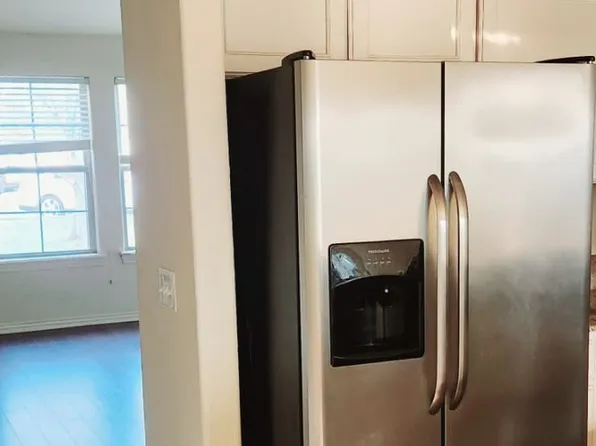 848 Oakwood Ct, Centerton, AR 72719