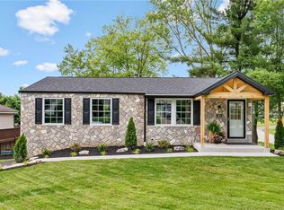 1800 Colleen Dr, North Huntingdon, PA 15642