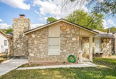1st image of 2114 William Travis Dr