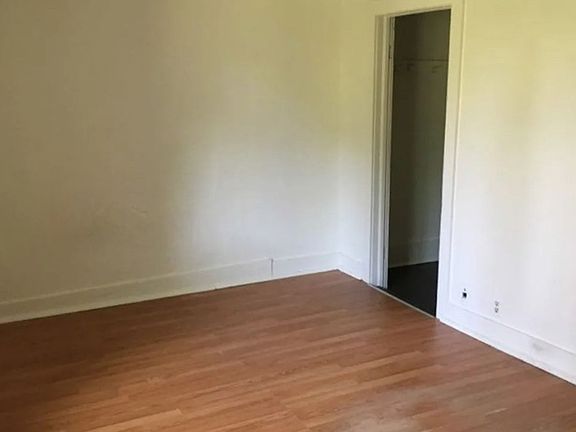 4th image of 314 S Stewart Ave