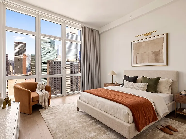 305 E 51st St #30C — Photo 13