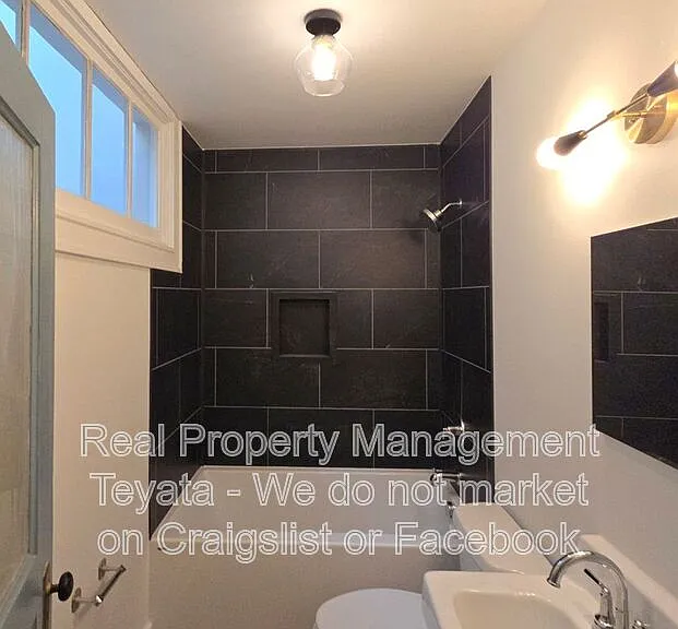 1053 N State St #203 — Photo 12