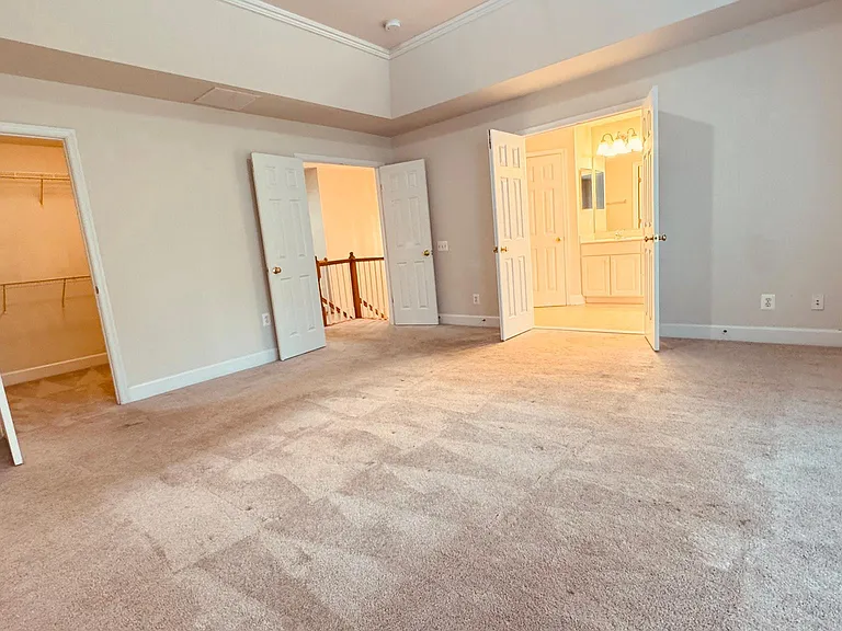 9283 Laurel Ridge Crossing Rd — Photo 18