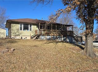 603 E James Rd, Gallatin, MO 64640