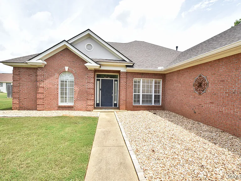 1691 Rambling Brook Ln — Photo 1