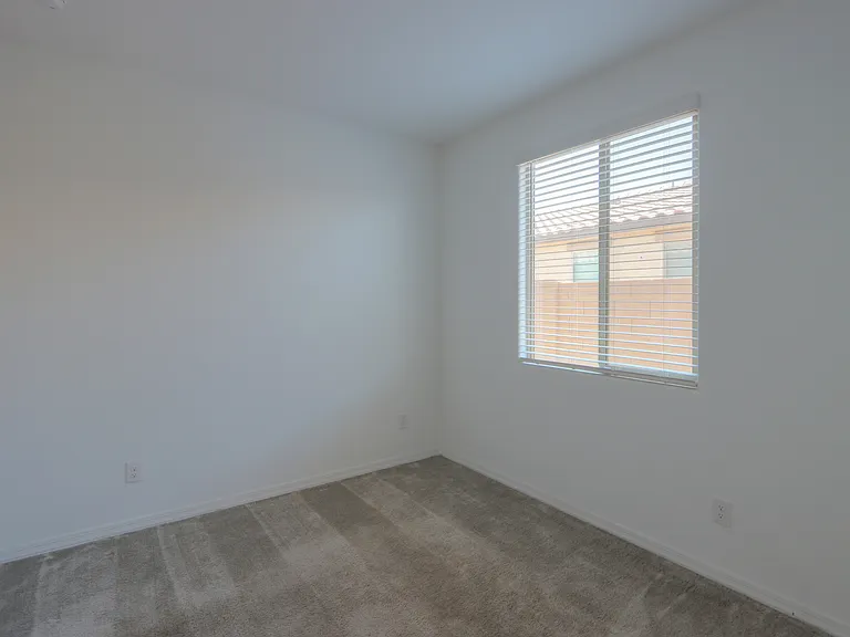 832 S Strahan Pl — Photo 6
