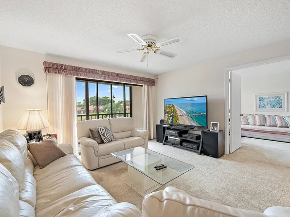 826 Sky Pine Way #H2, Greenacres, FL 33415