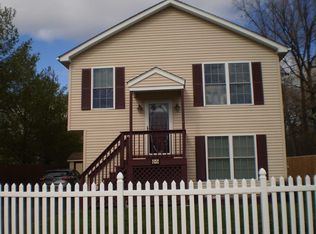 25 Academy St, Fishkill, NY 12524