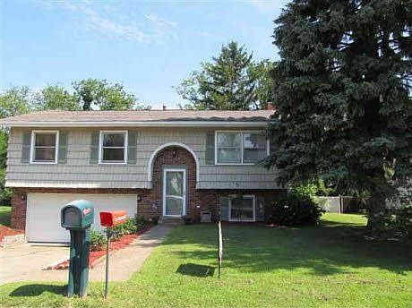 1st image of 51353 Burwood Dr